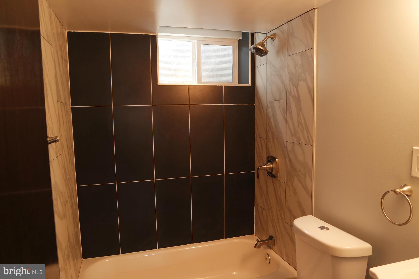 ANDREW HILLS - Residential