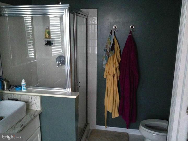 CASCADES - Residential Lease