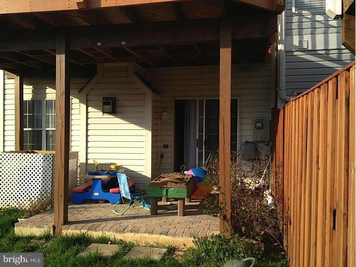 CASCADES - Residential Lease