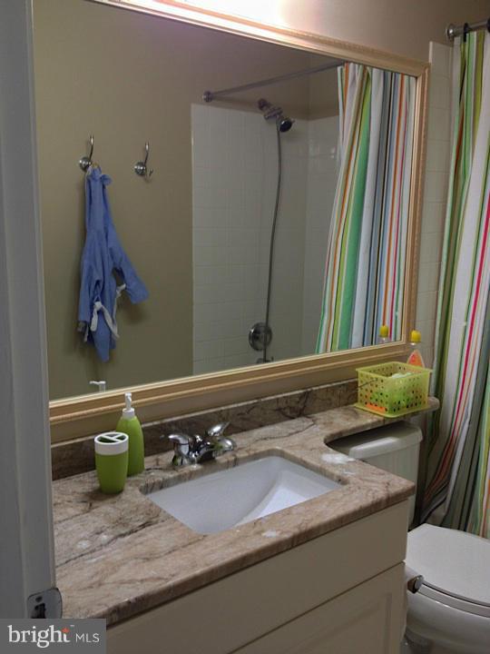 CASCADES - Residential Lease