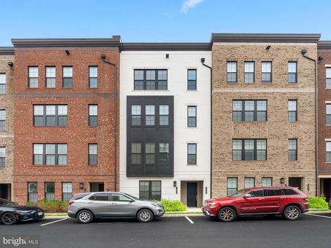 7465 BACKETT WOOD TERRACE 1215 MCLEAN VA 22102