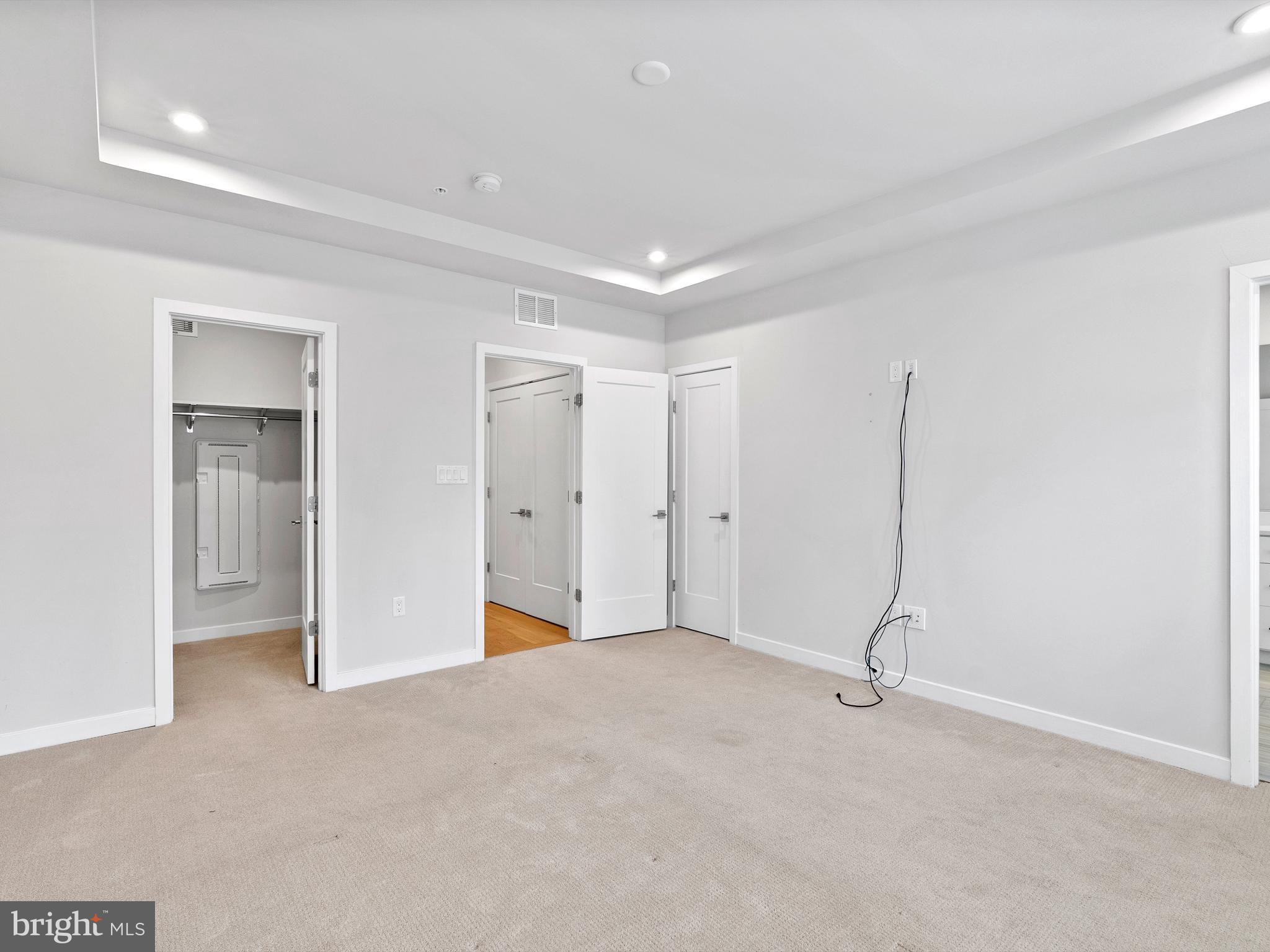 UNION PARK AT MCLEAN - Residential