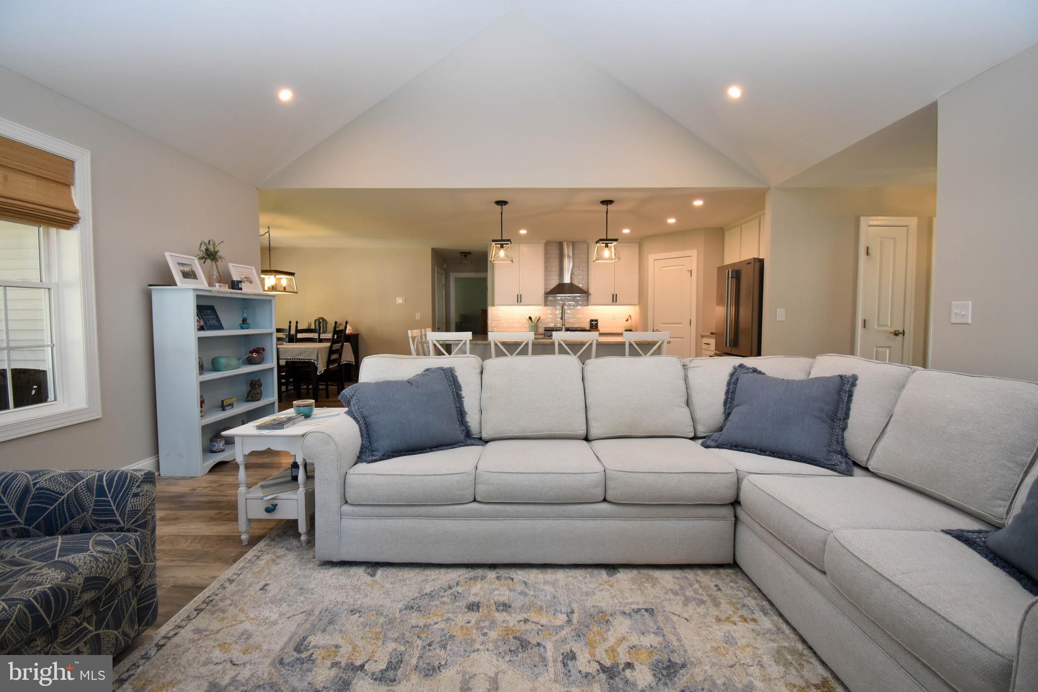 BURTON ACRES - Residential