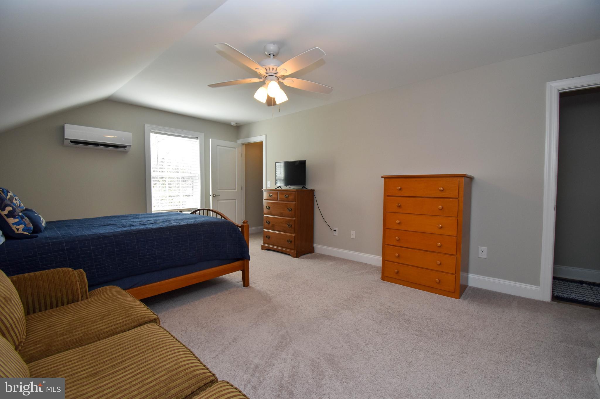 BURTON ACRES - Residential