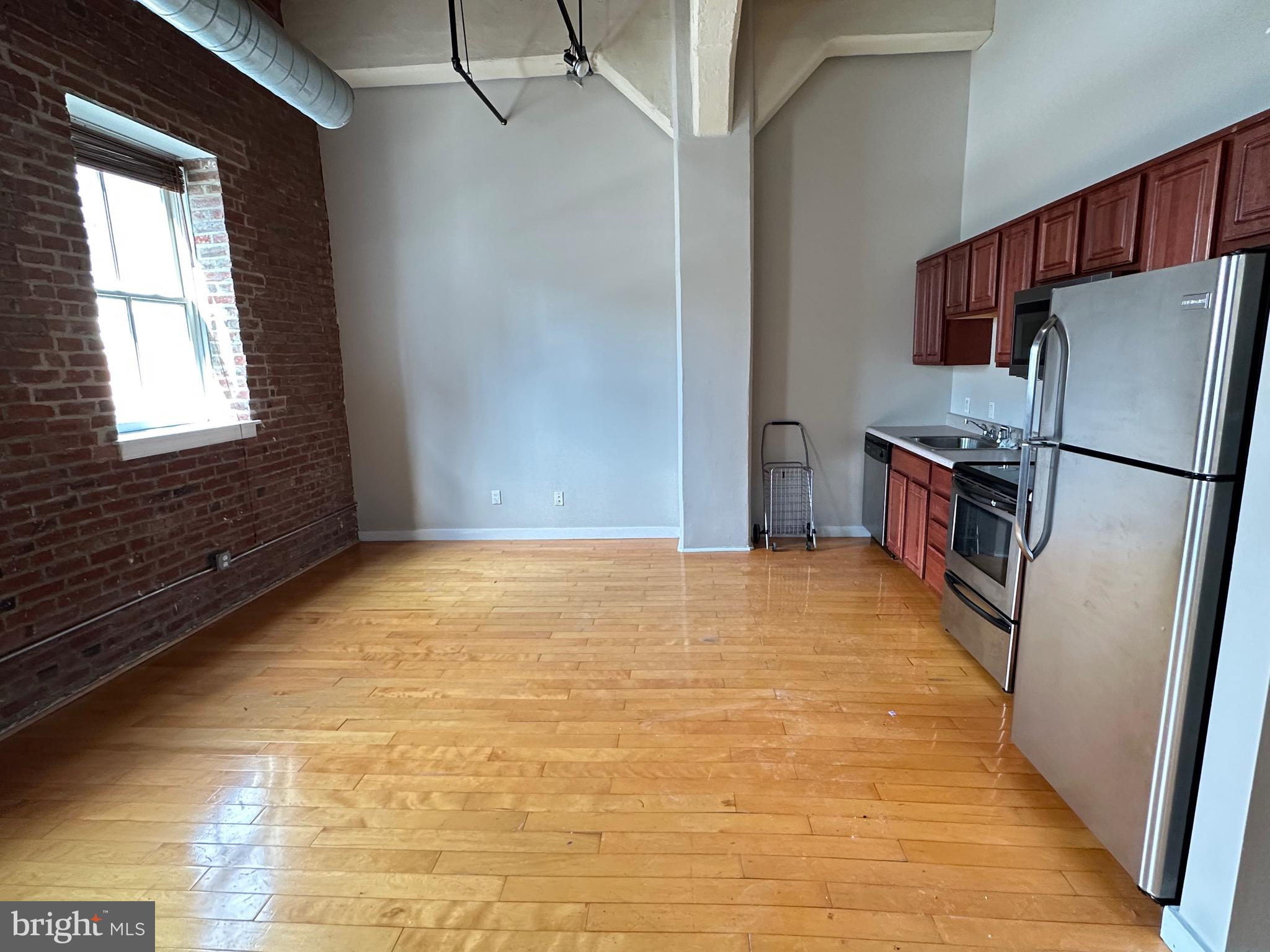 CHINATOWN - Residential