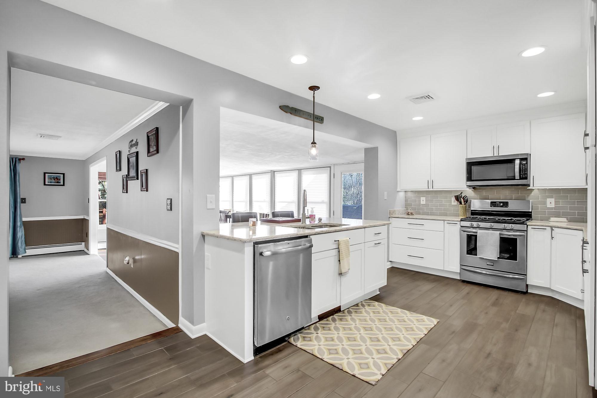 PLEASANT ACRES - Residential