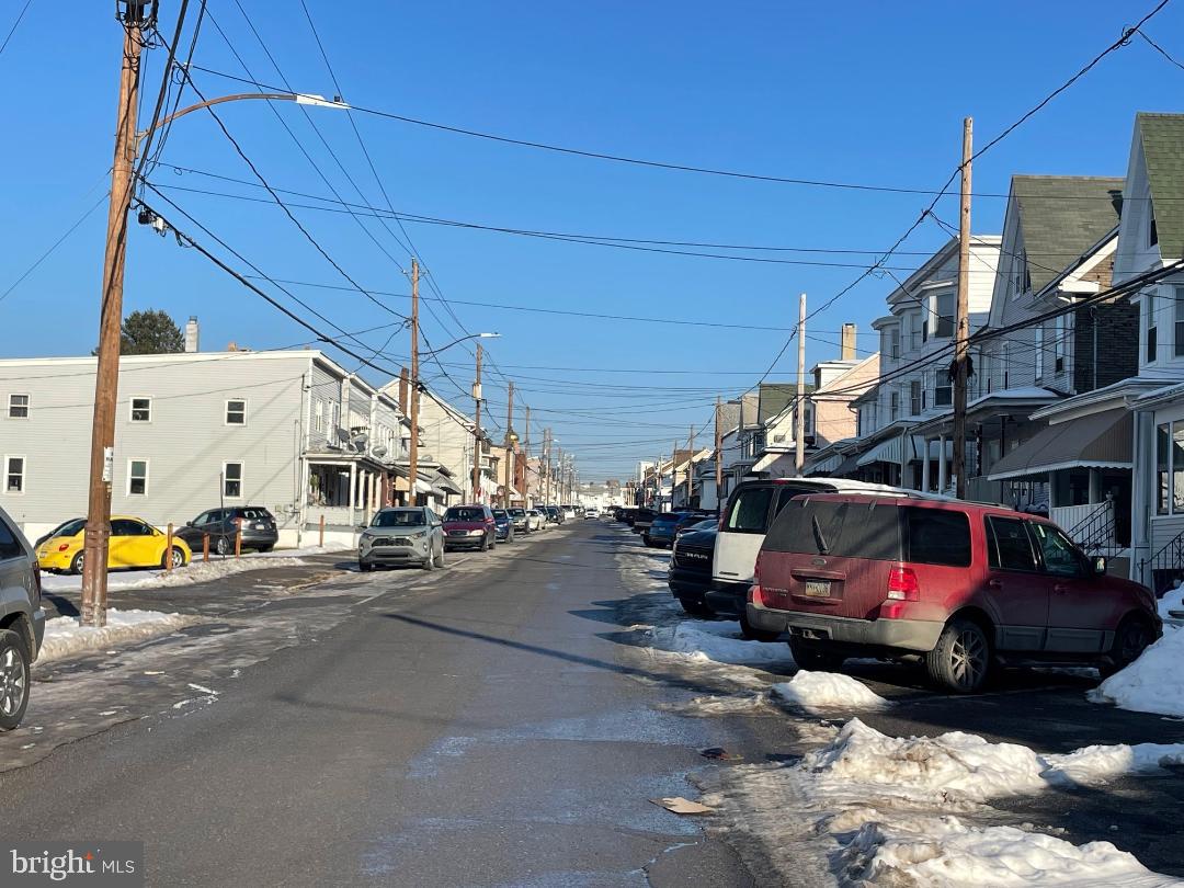 368 W BERTSCH STREET