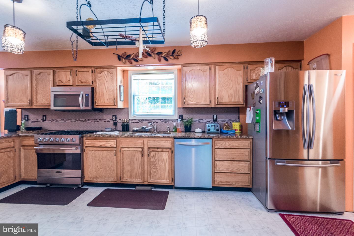 AHALT ACRES - Residential