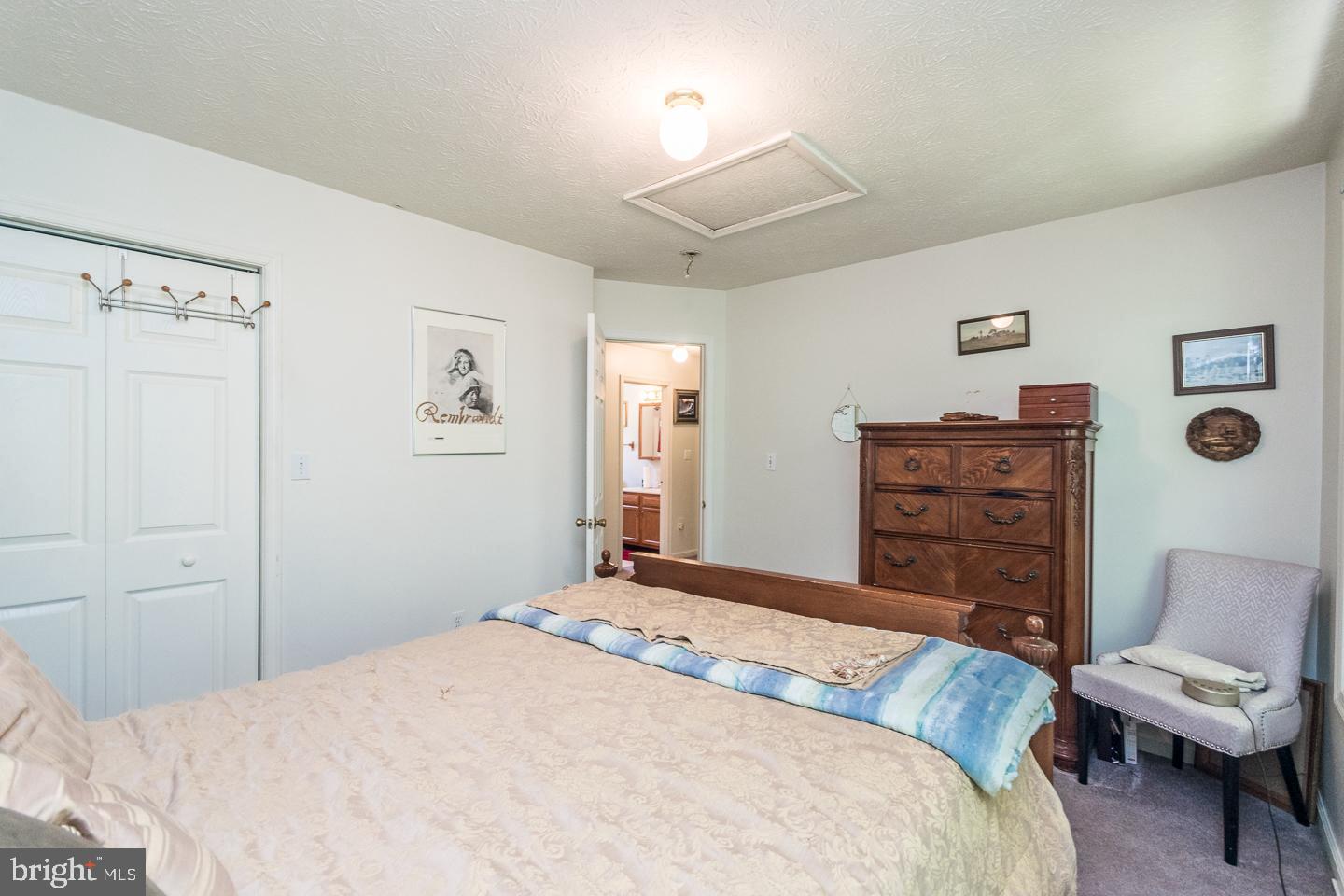 AHALT ACRES - Residential