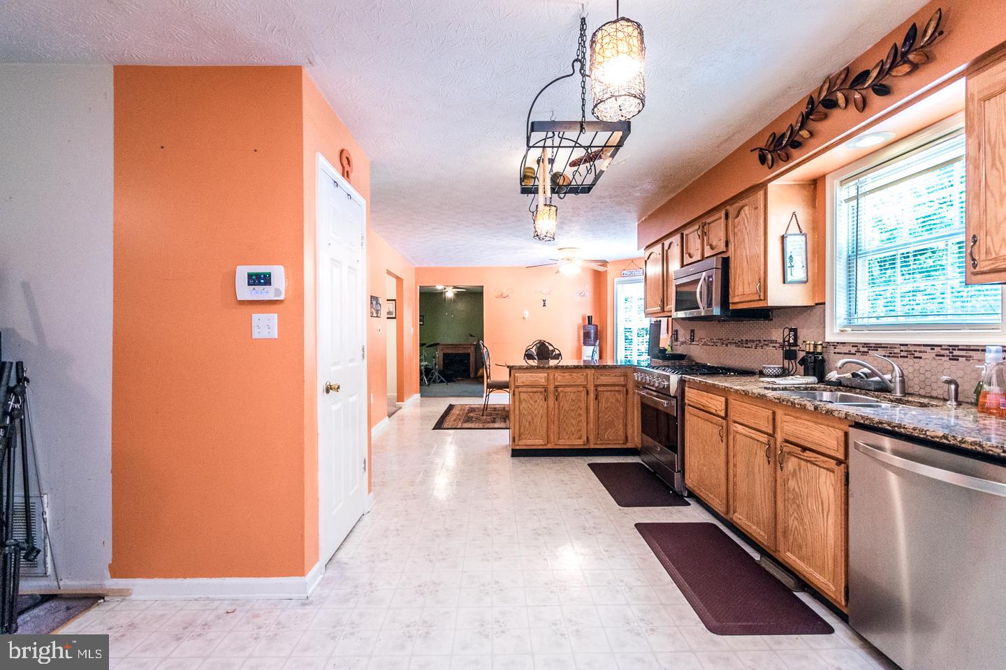 AHALT ACRES - Residential