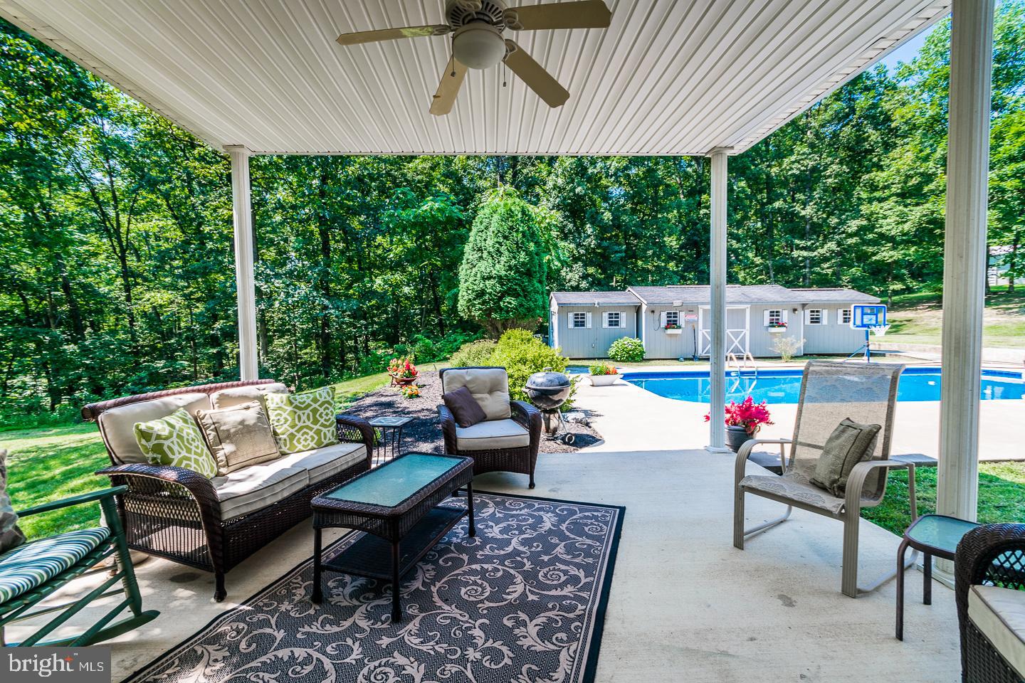 AHALT ACRES - Residential