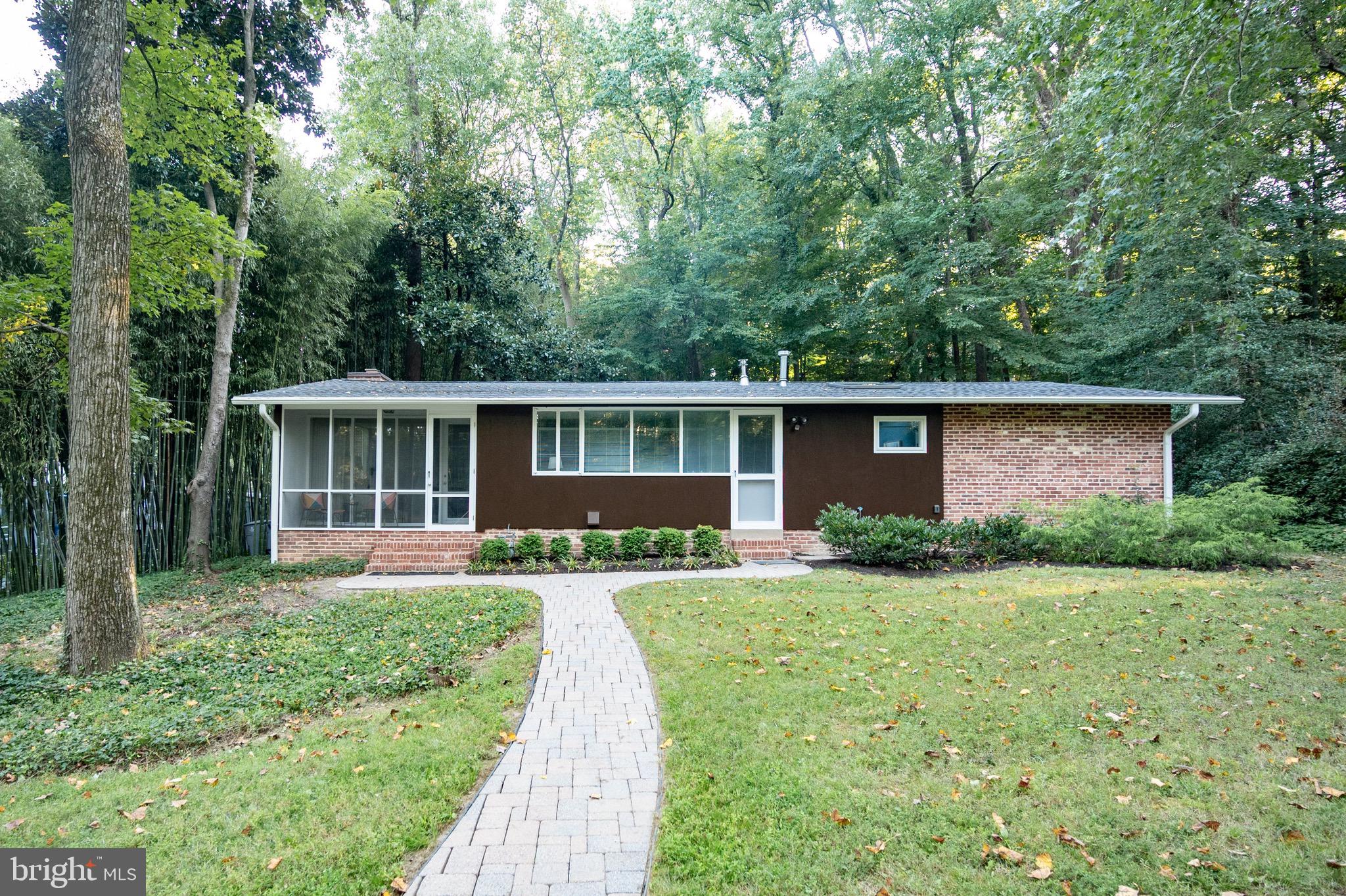 HOLLIN HILLS - Residential