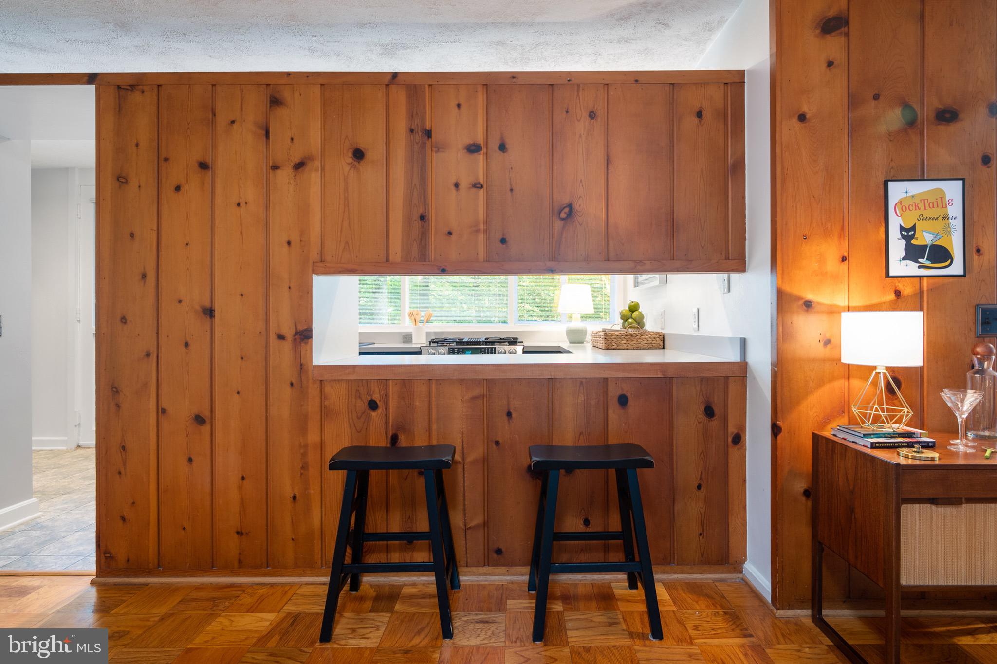 HOLLIN HILLS - Residential