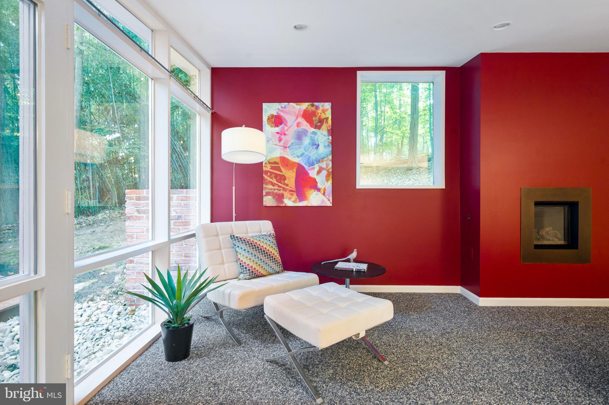 HOLLIN HILLS - Residential