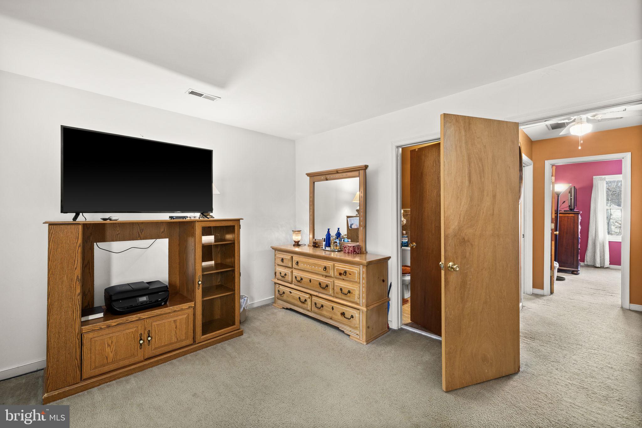 LAKE LAND OR - Residential