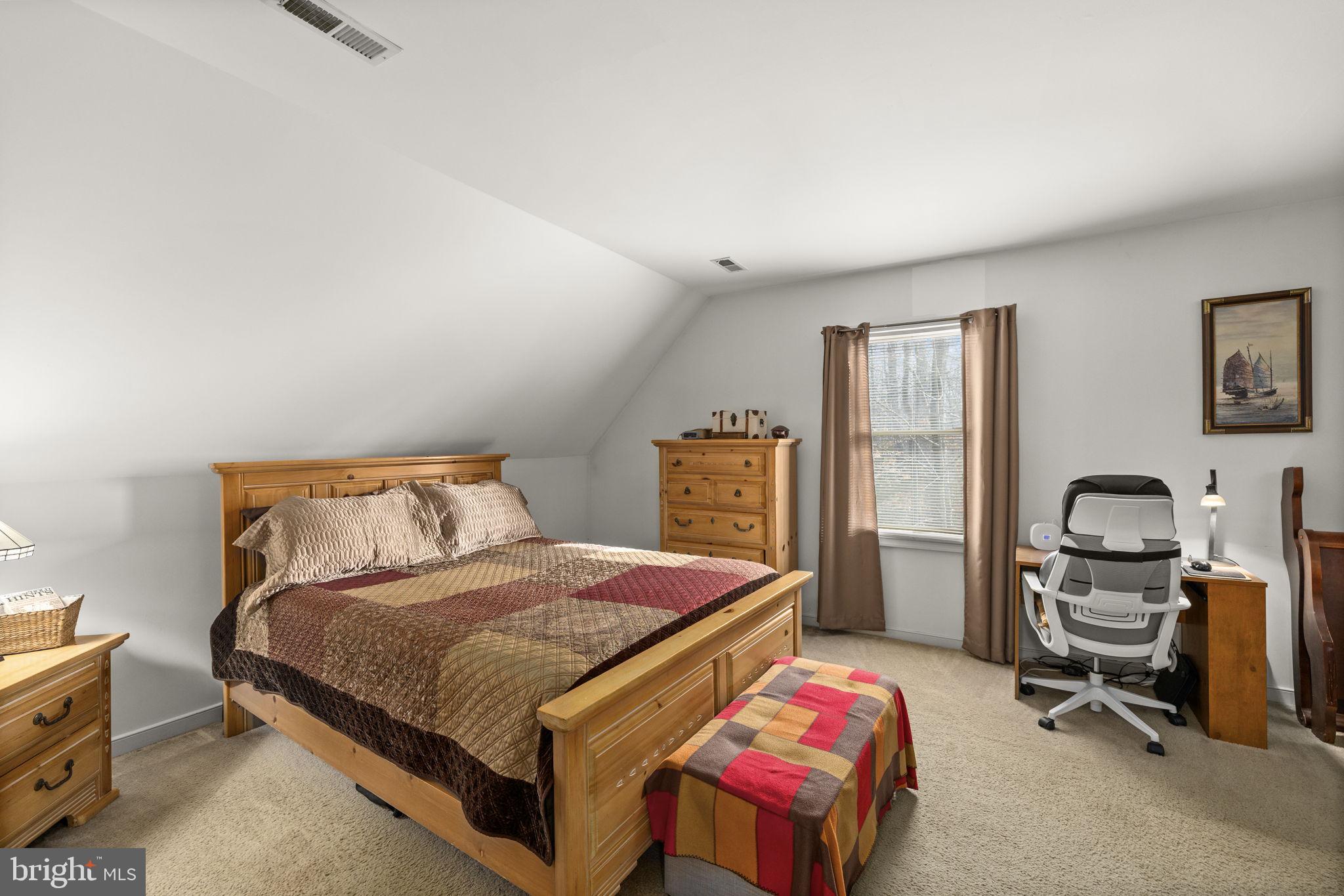 LAKE LAND OR - Residential