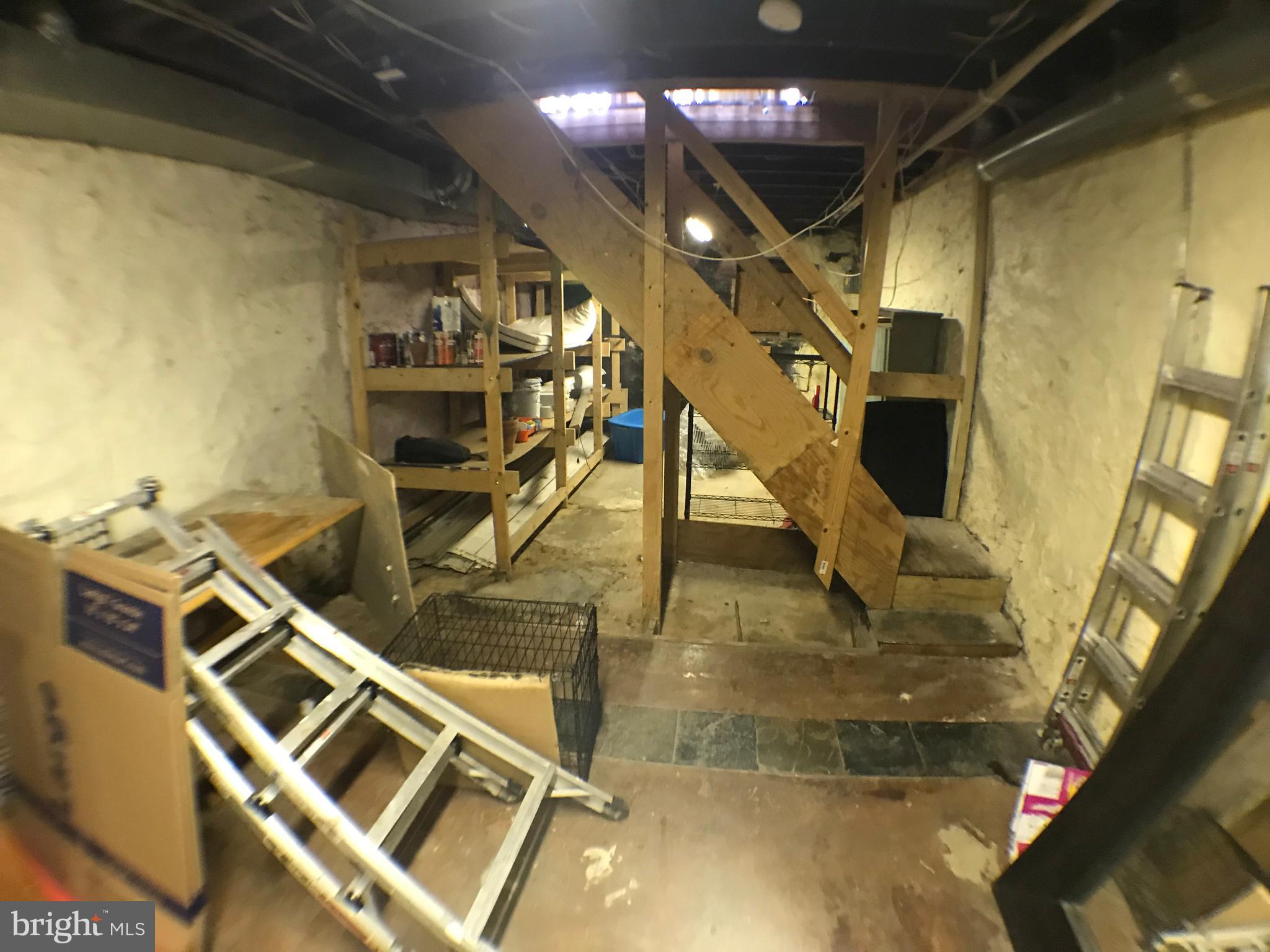 WESTPORT - Residential Lease