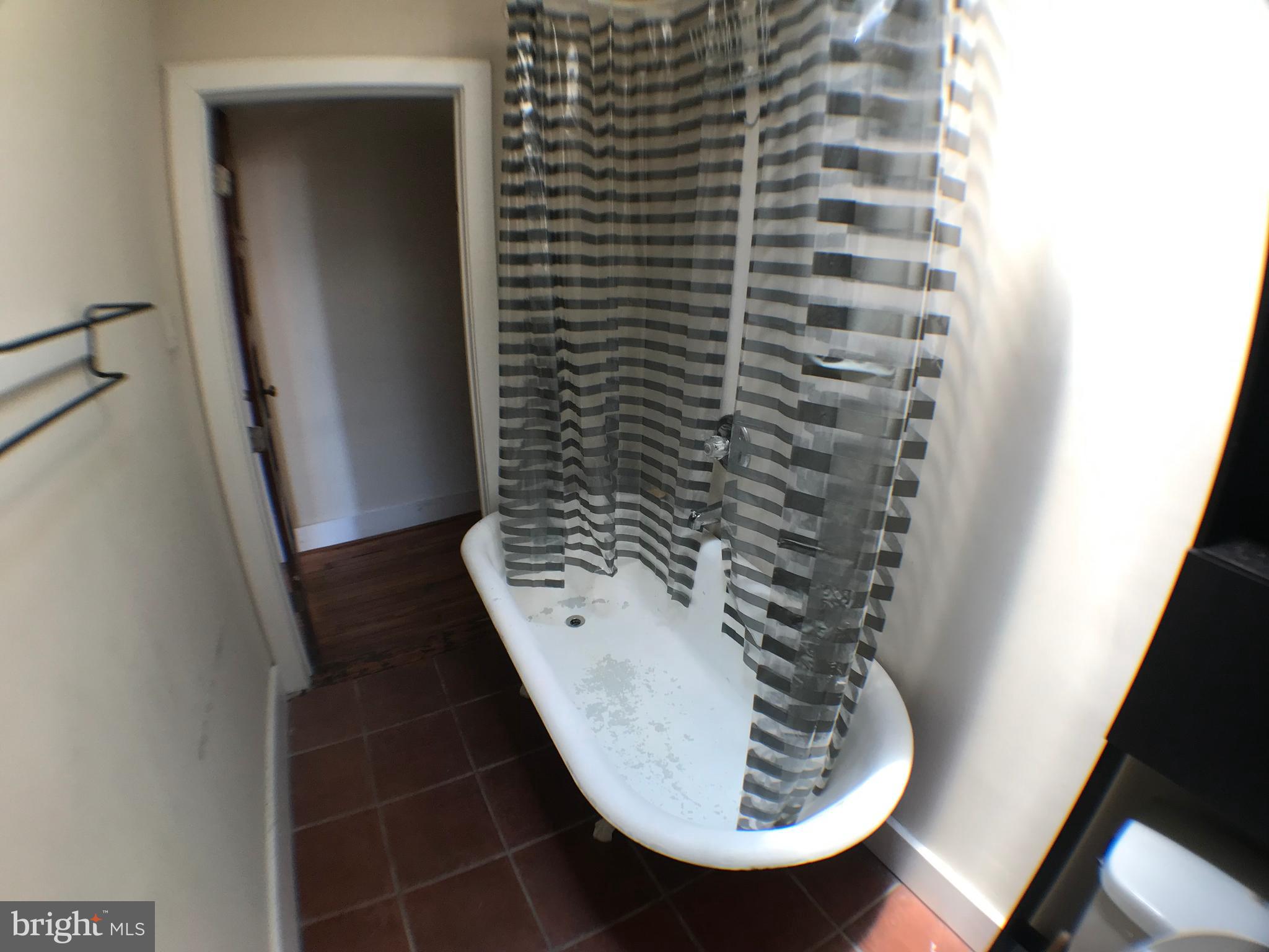 WESTPORT - Residential Lease