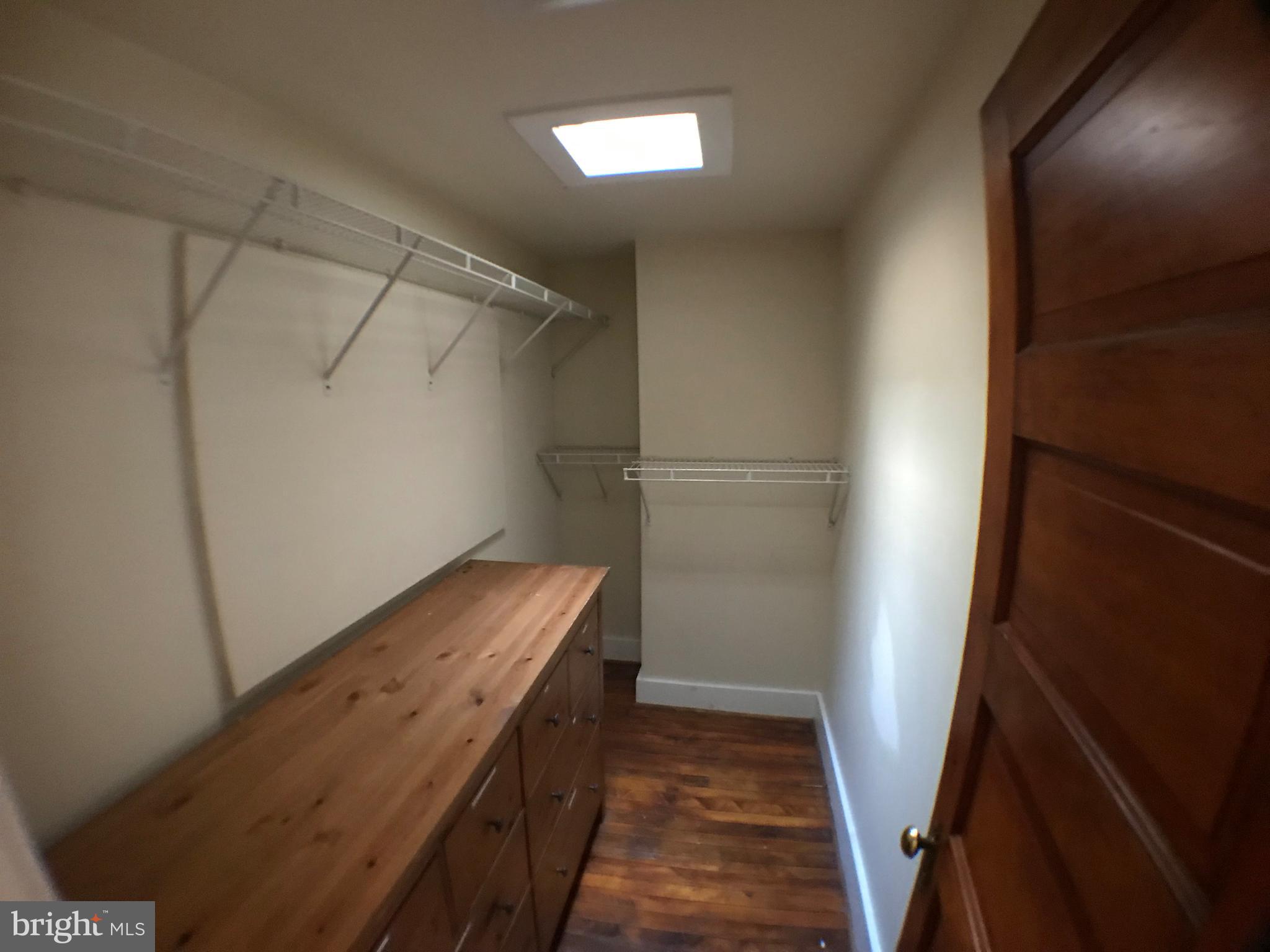 WESTPORT - Residential Lease