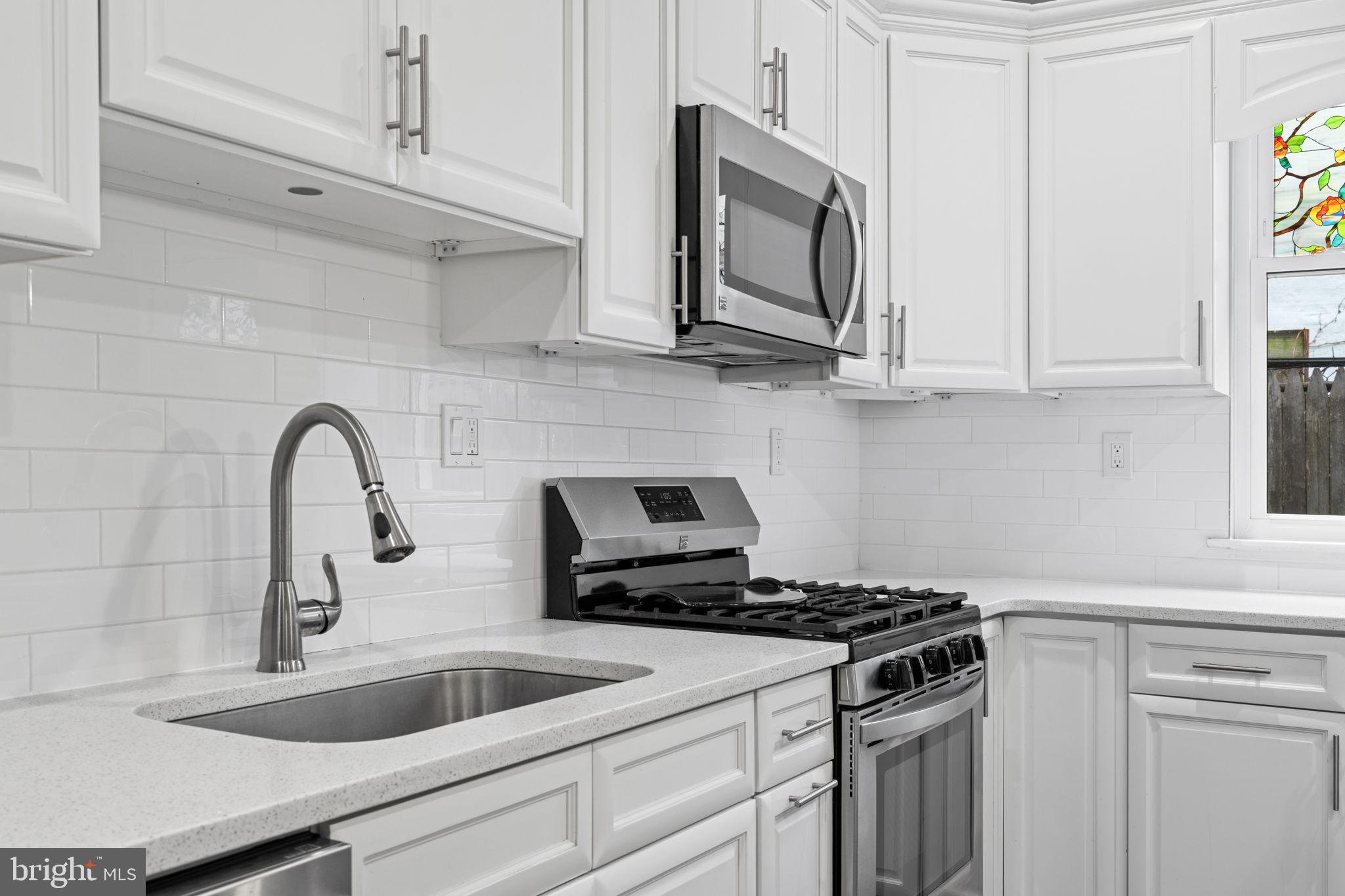 POINT BREEZE - Residential