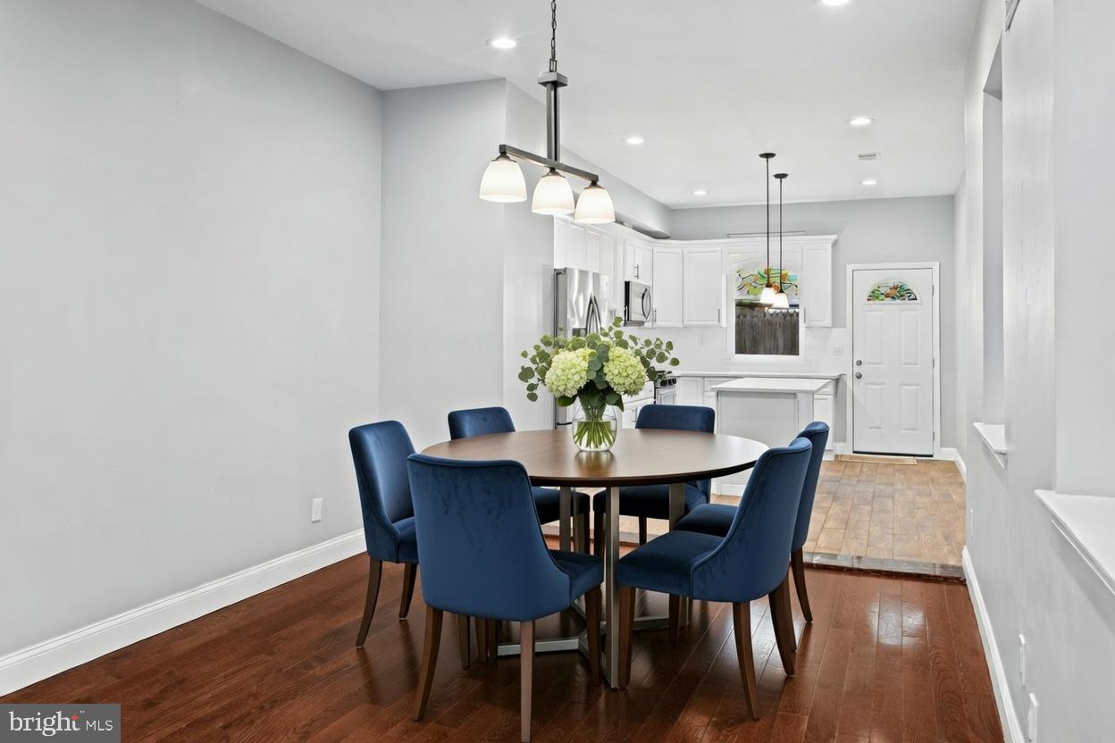 POINT BREEZE - Residential