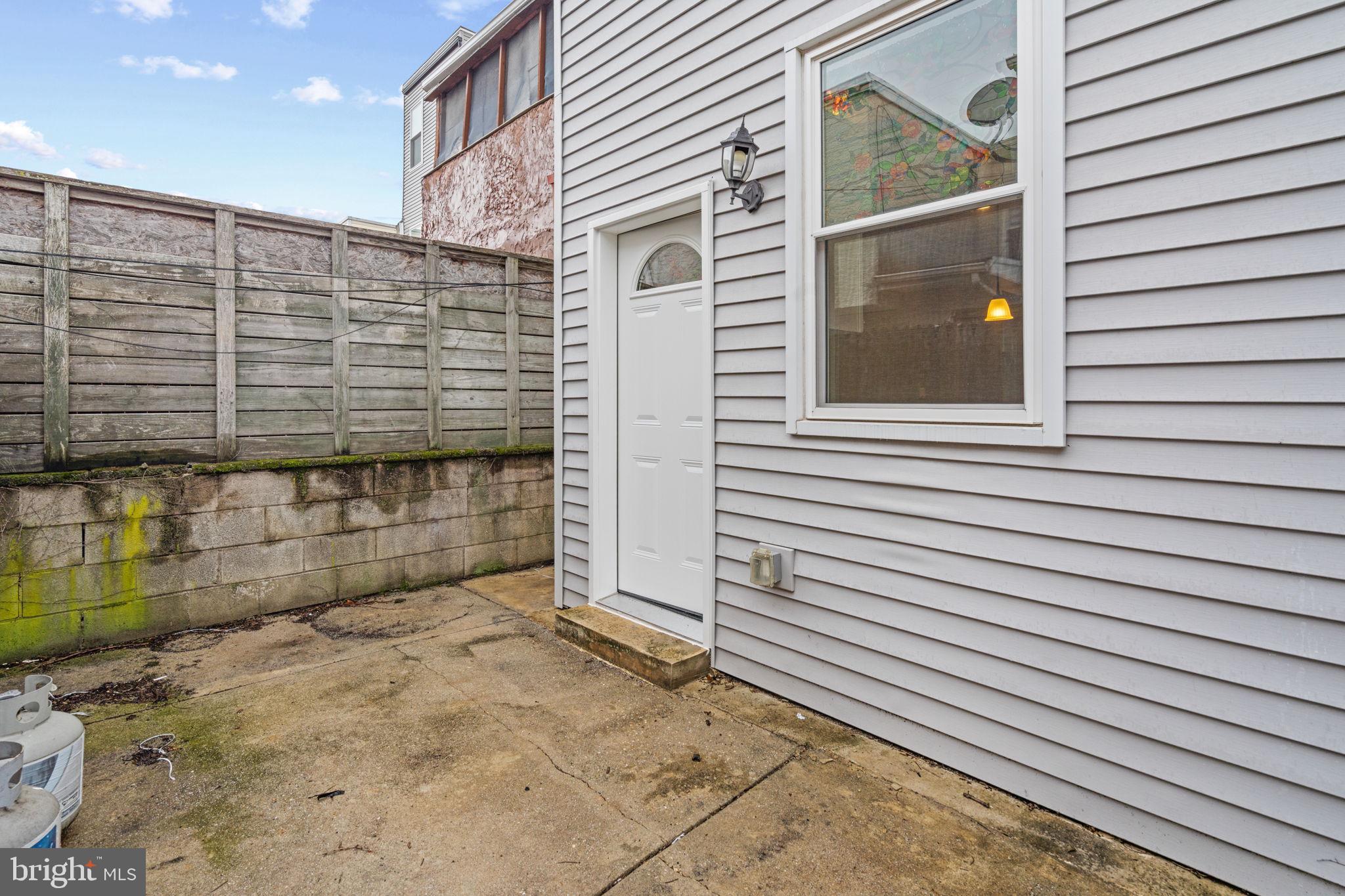 POINT BREEZE - Residential