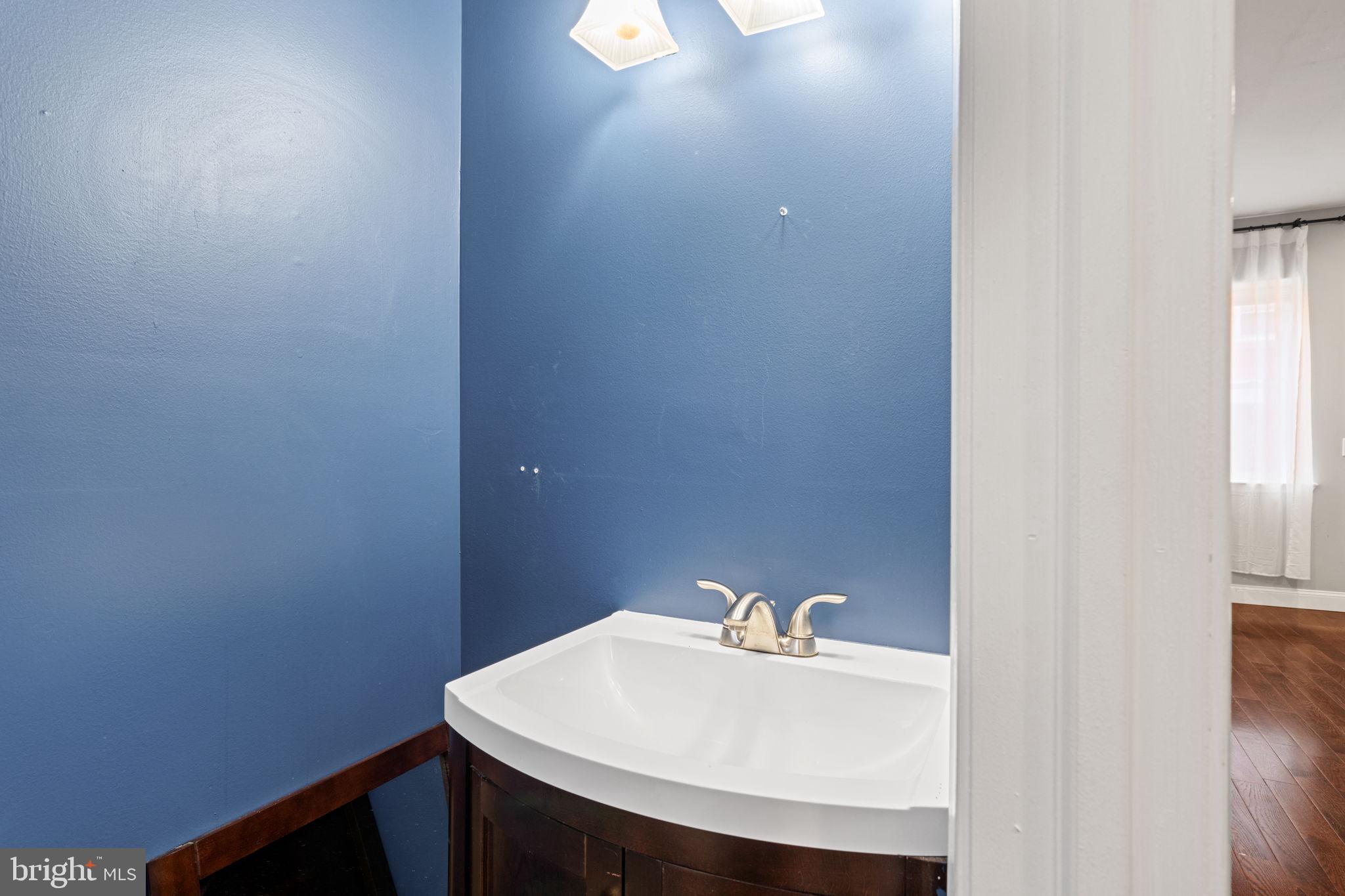 POINT BREEZE - Residential