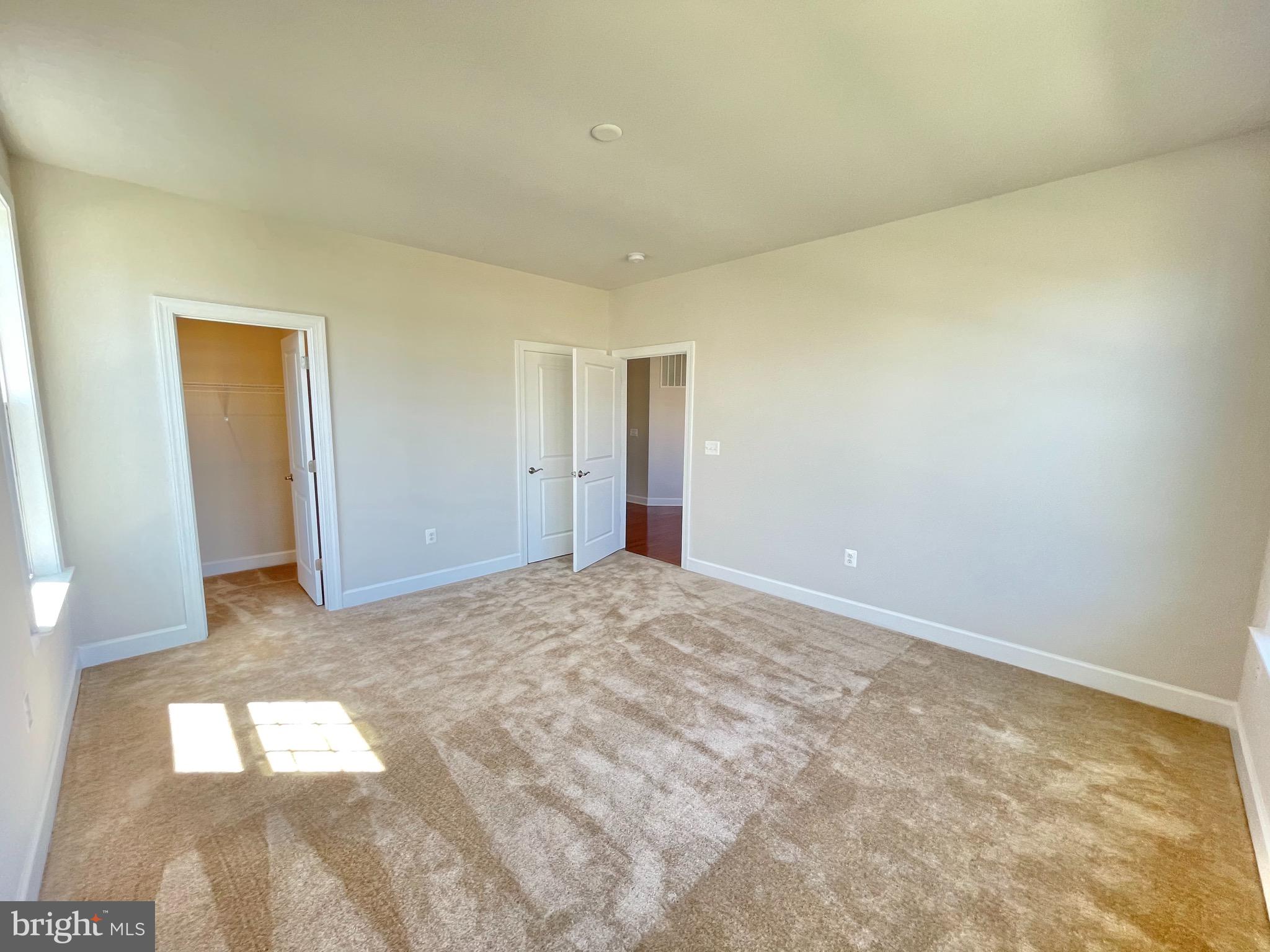 EMBREY MILL - Residential Lease