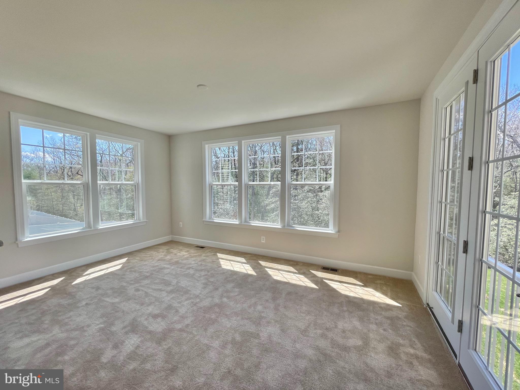 EMBREY MILL - Residential Lease