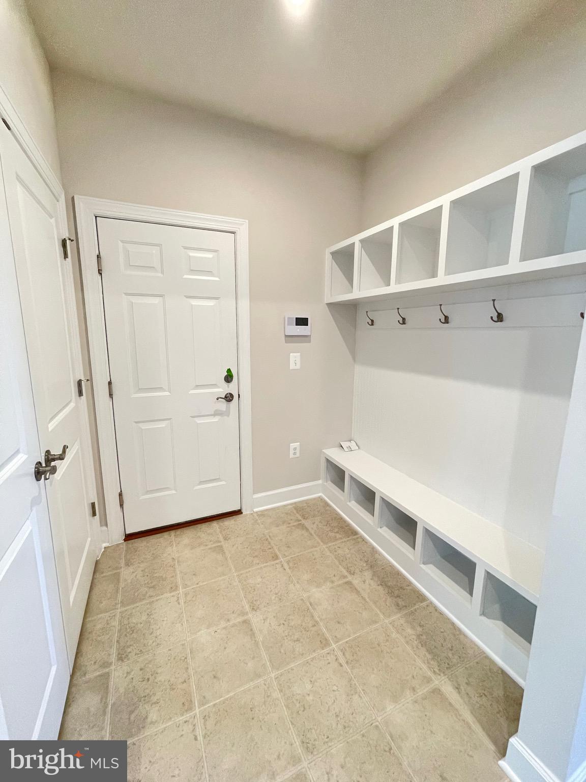 EMBREY MILL - Residential Lease