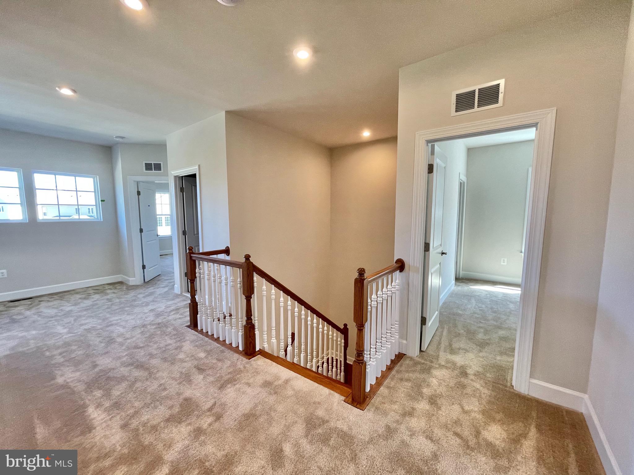 EMBREY MILL - Residential Lease