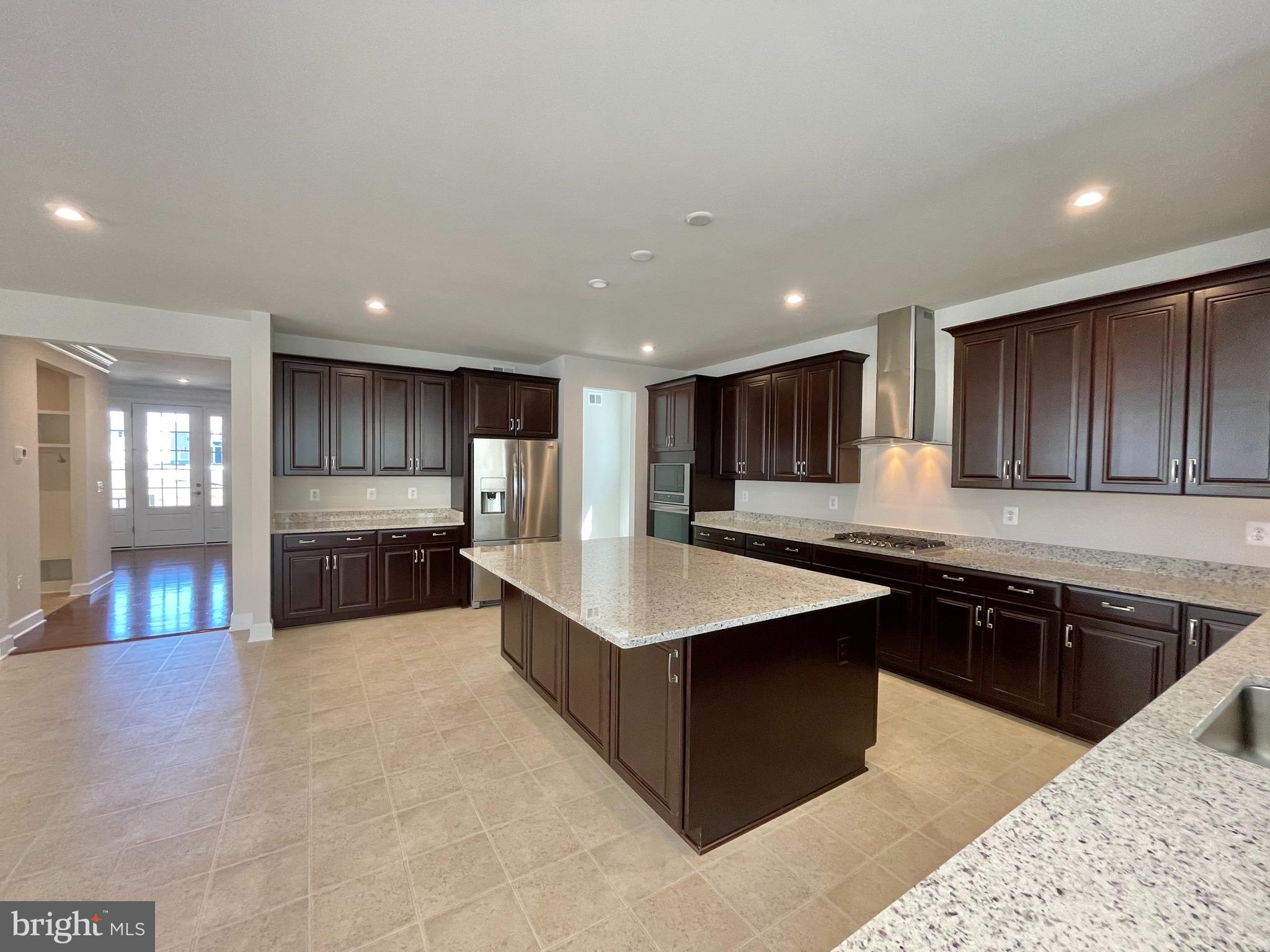 EMBREY MILL - Residential Lease