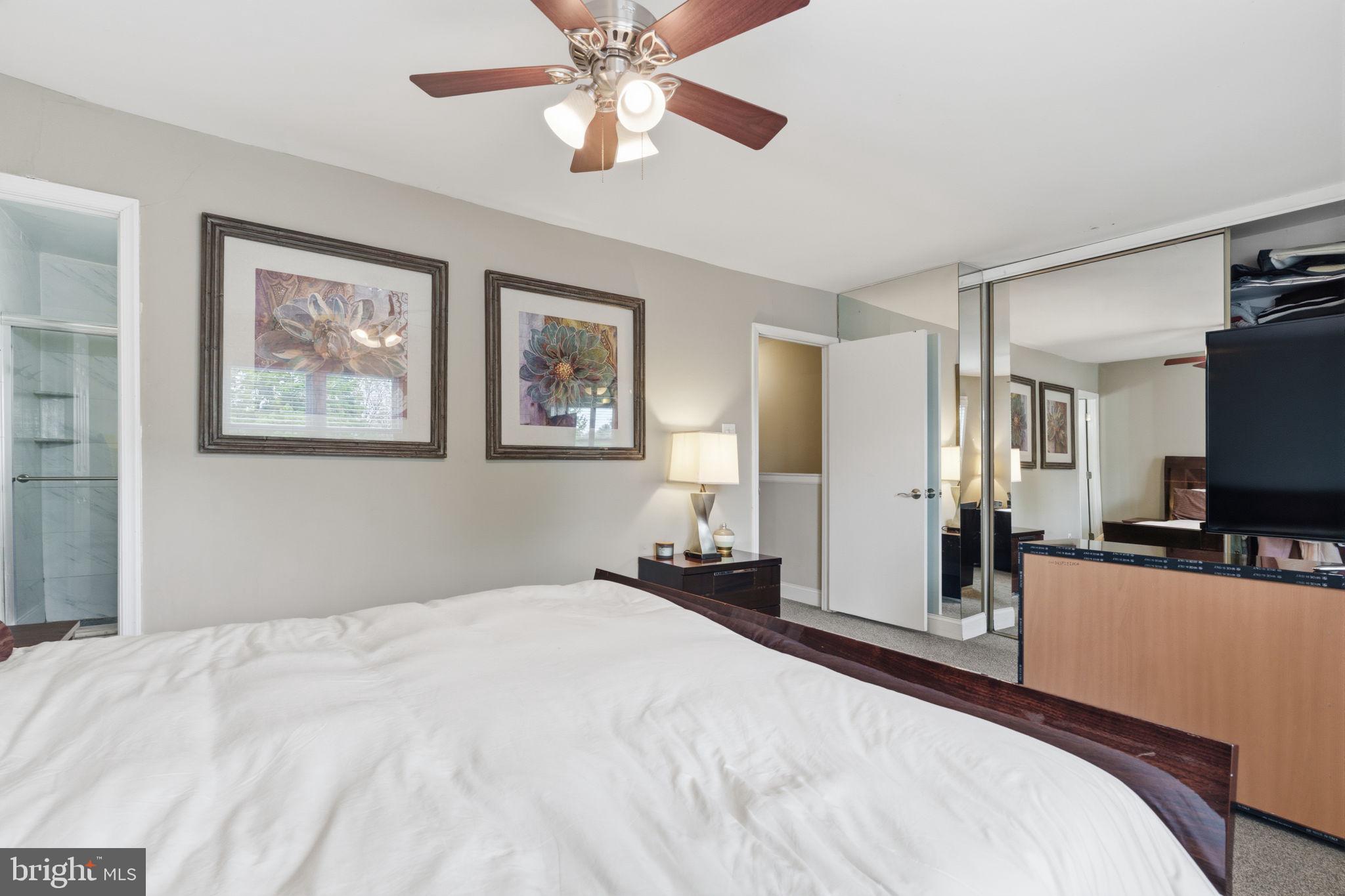 LAFAYETTE HILL - Residential