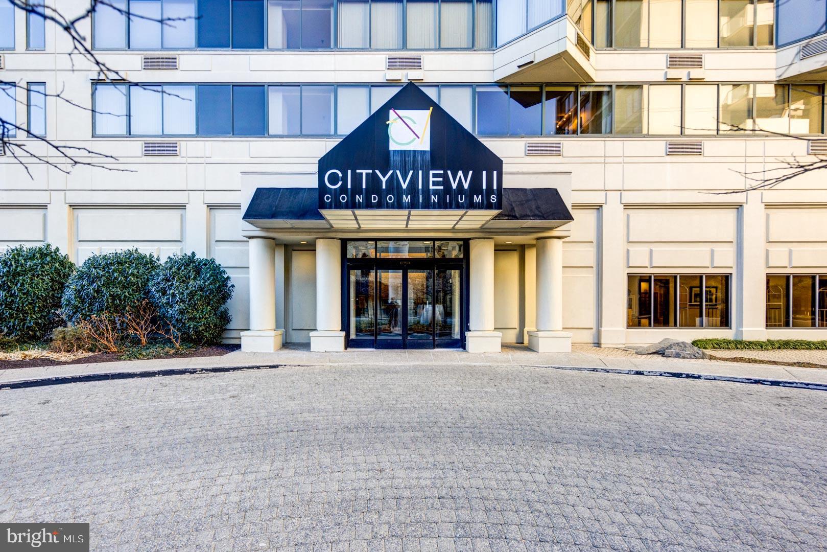 ART MUSEUM AREA - Residential Lease