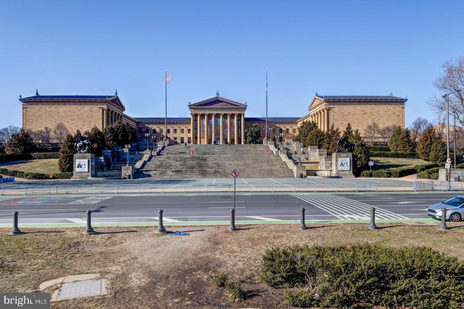 ART MUSEUM AREA - Residential Lease