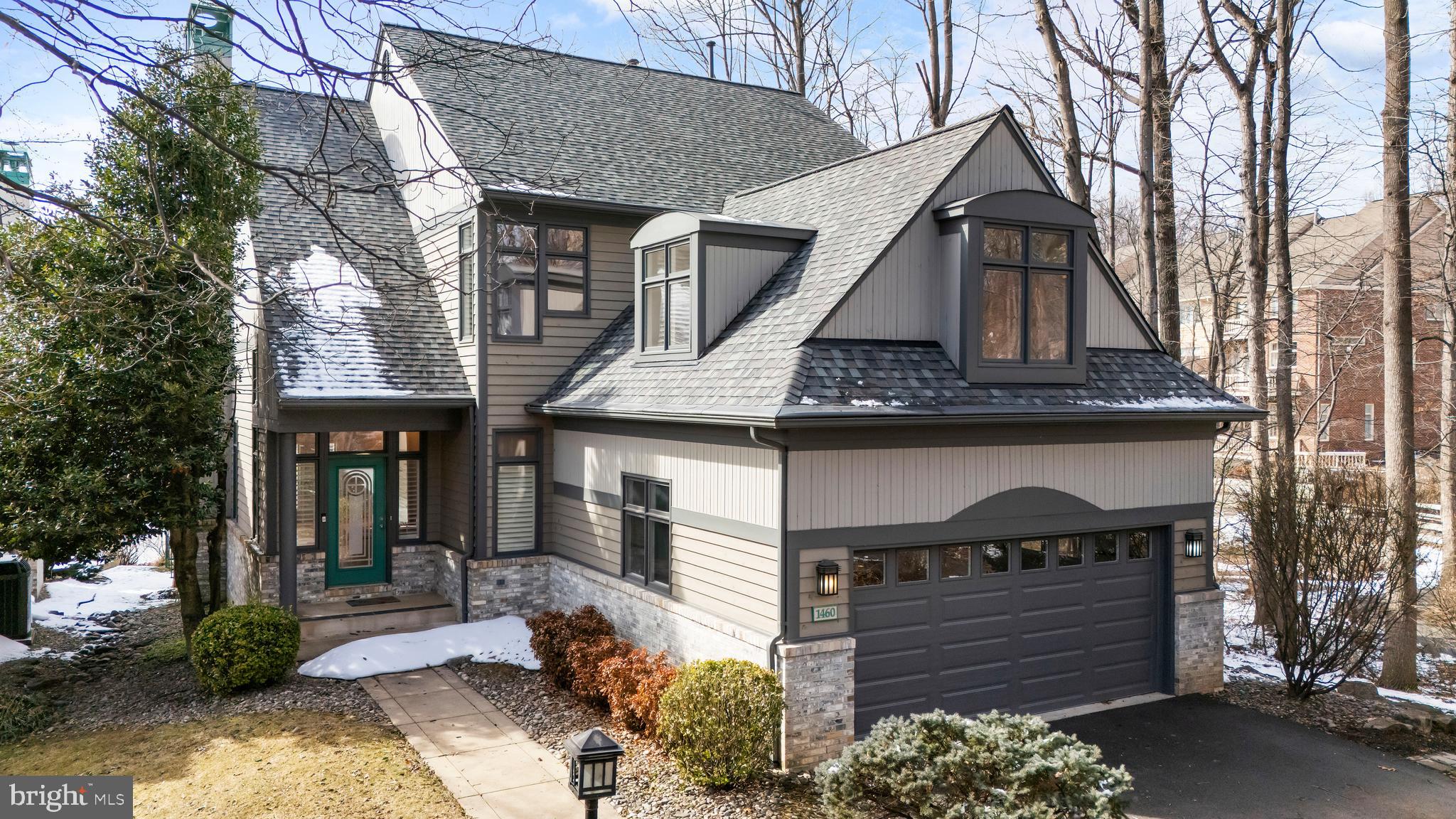 1460 WATERFRONT ROAD