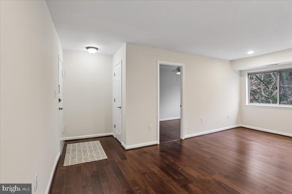 BETHESDA PARK - Residential