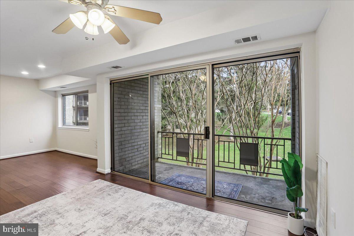 BETHESDA PARK - Residential