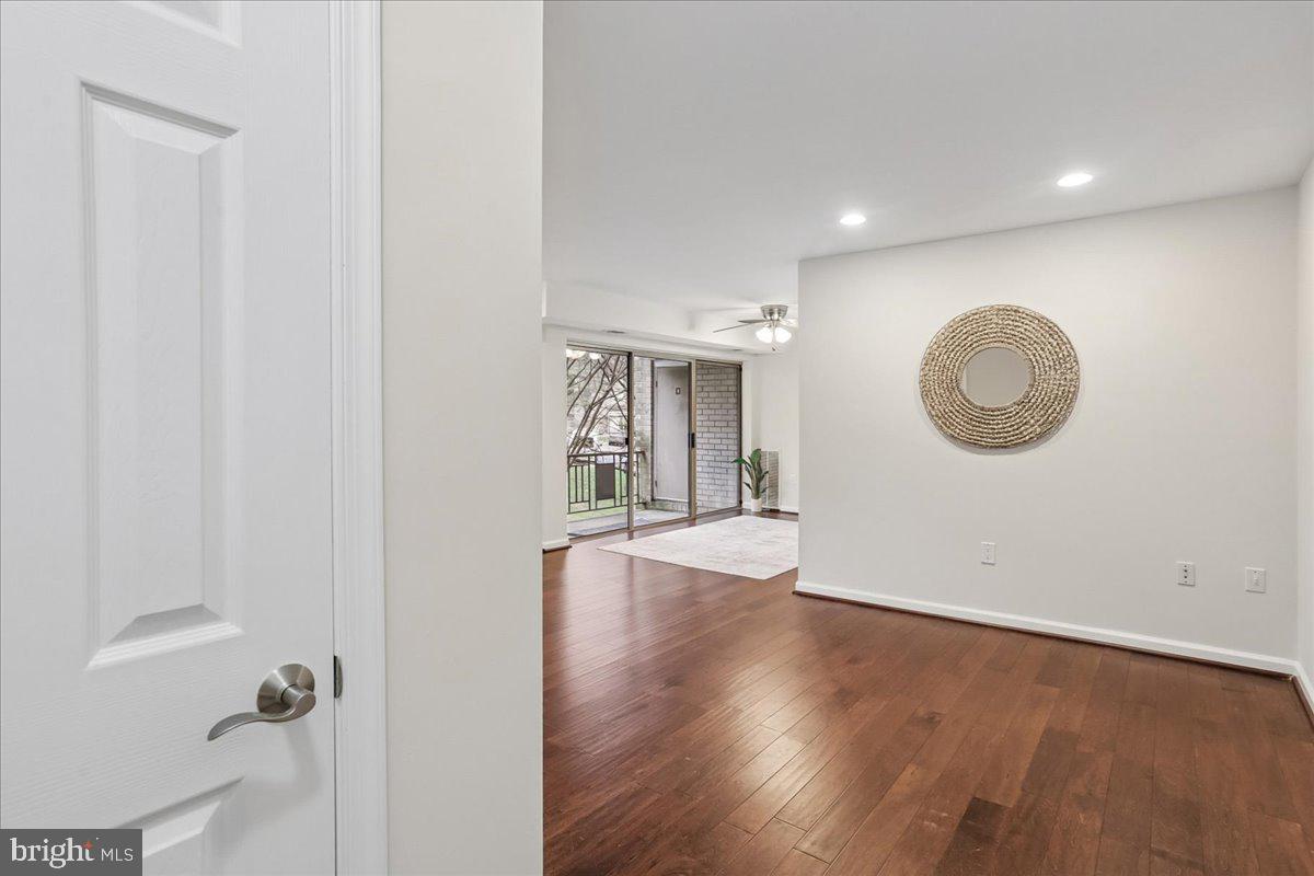 BETHESDA PARK - Residential