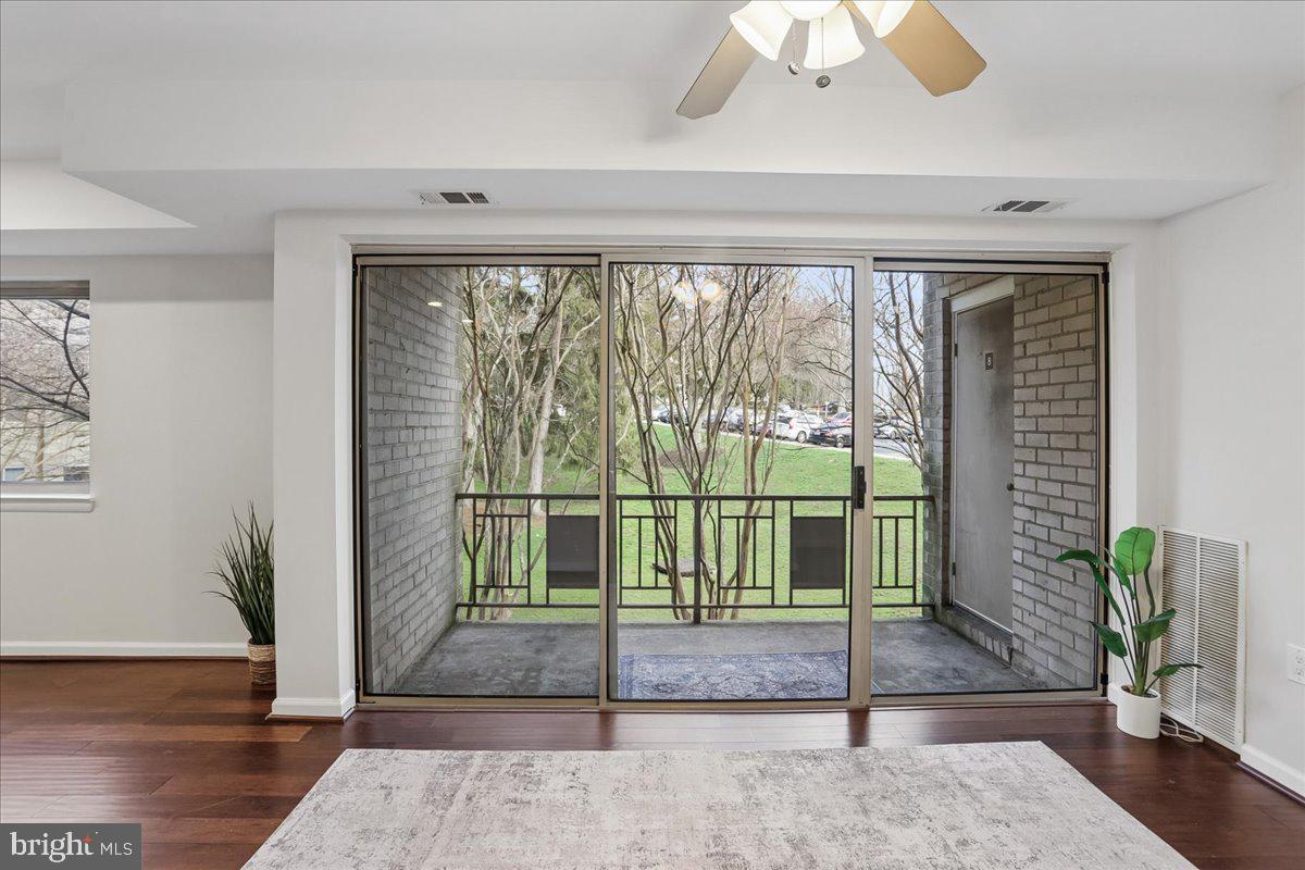 BETHESDA PARK - Residential