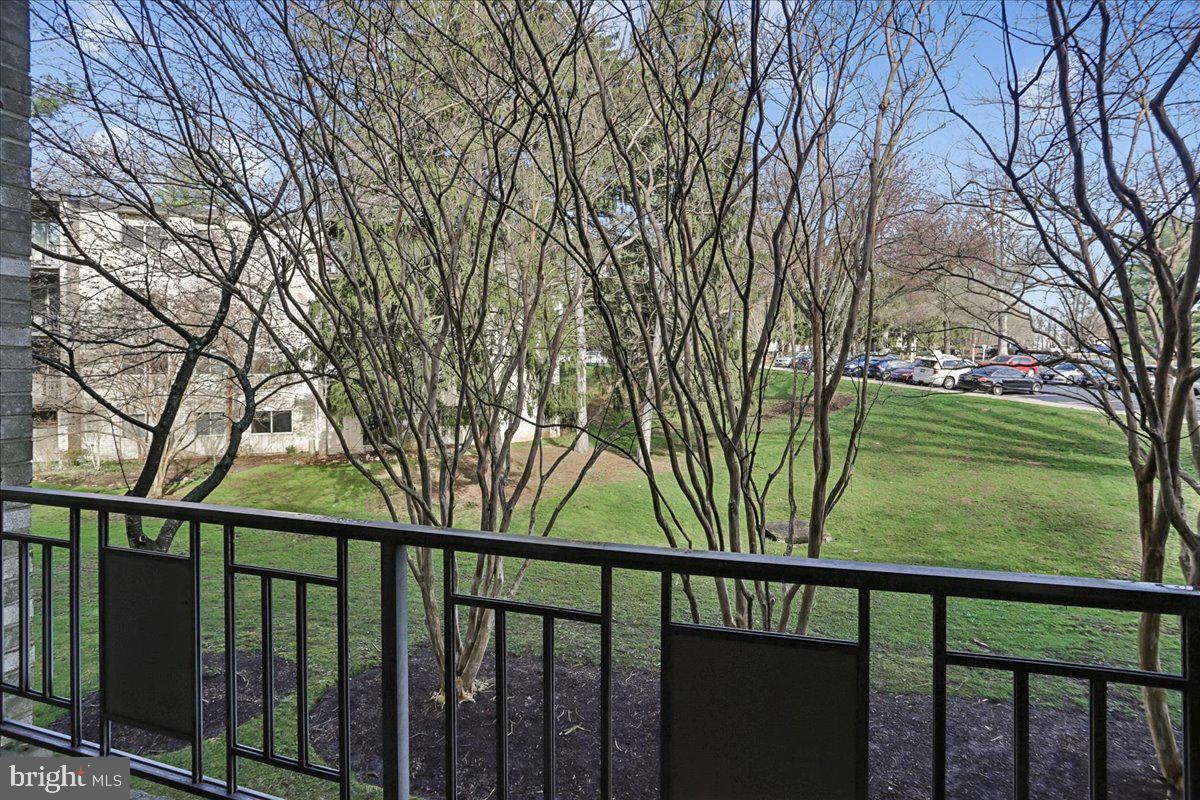 BETHESDA PARK - Residential