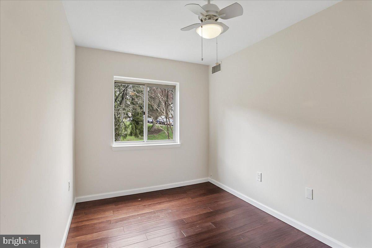 BETHESDA PARK - Residential