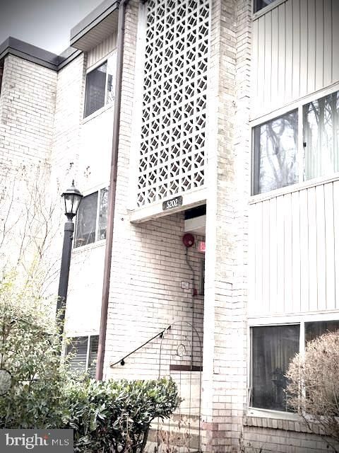 5202 CROSSFIELD COURT 120 ROCKVILLE MD 20852