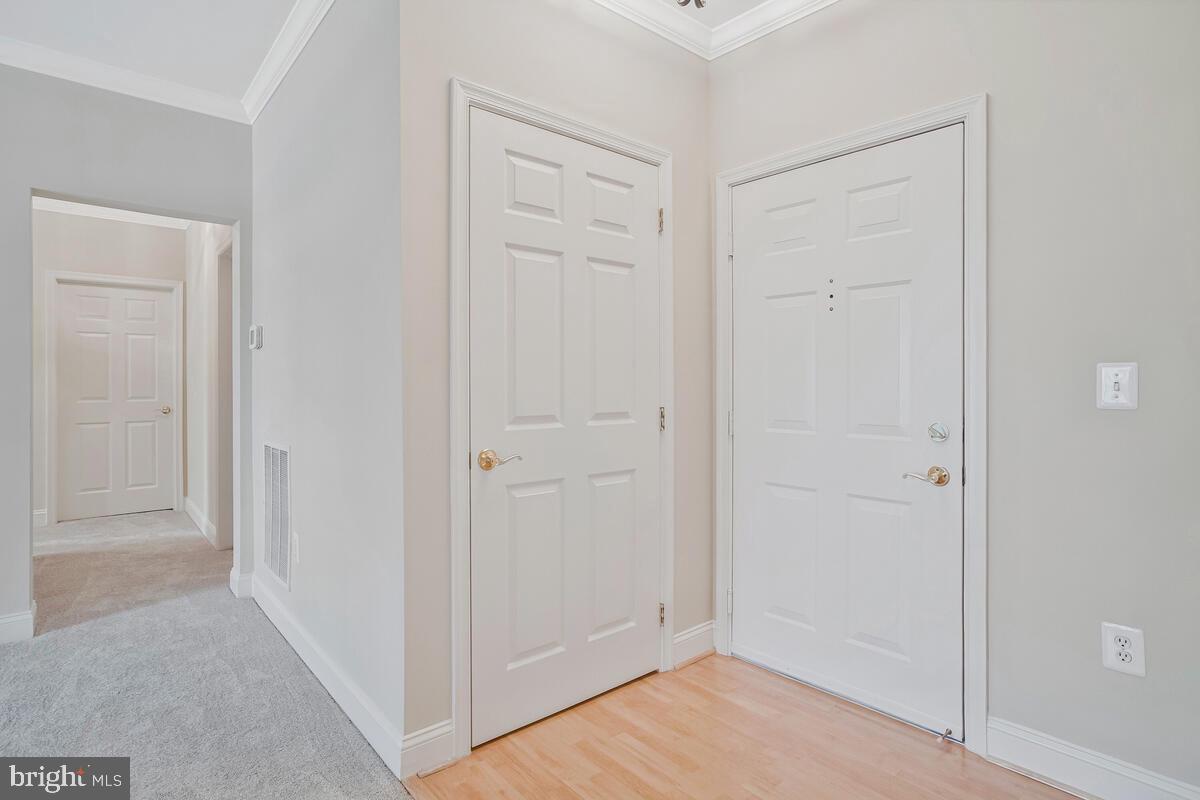 2550 KENSINGTON GARDENS 205