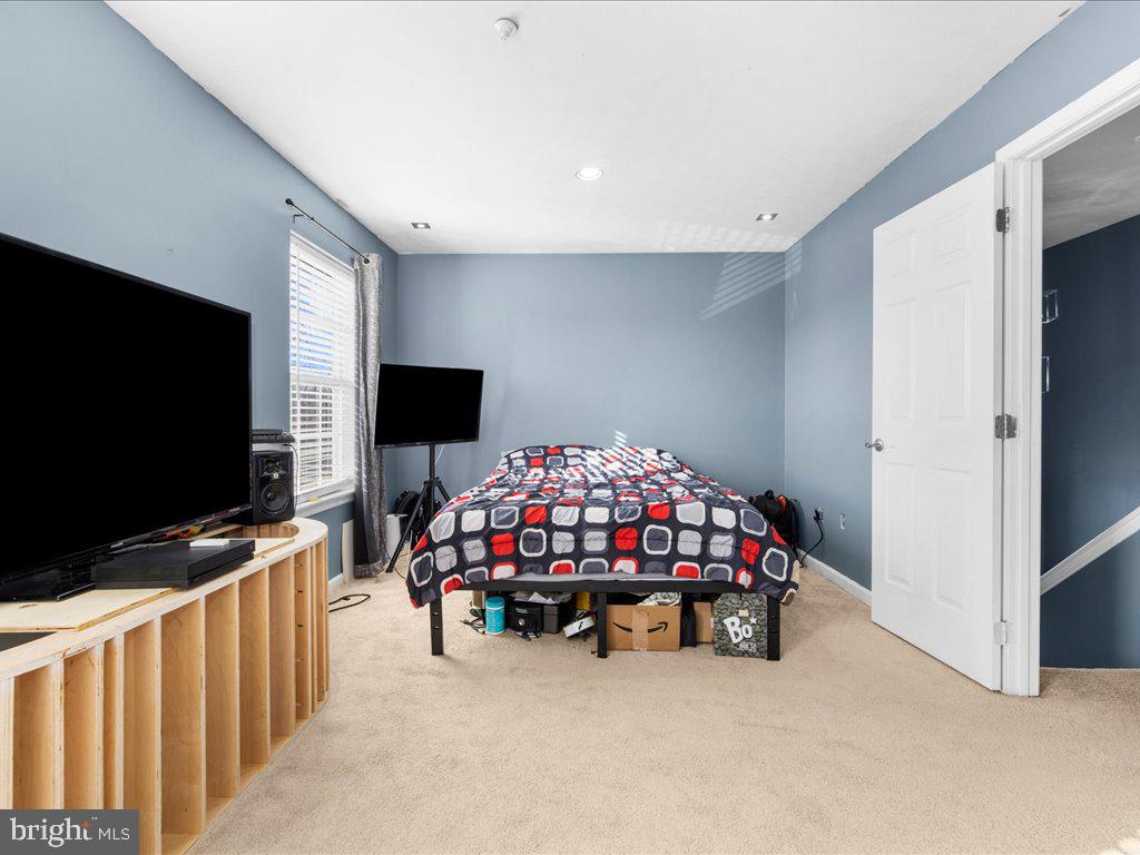 NEW MARKET WEST - Residential