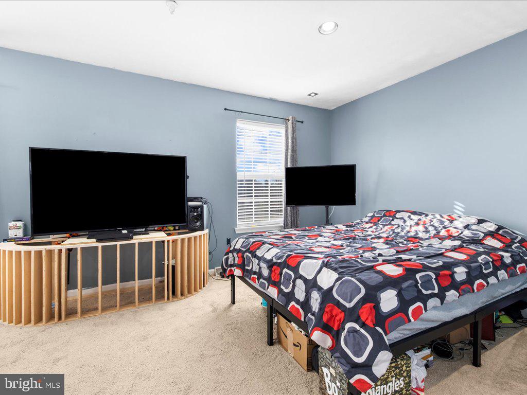 NEW MARKET WEST - Residential