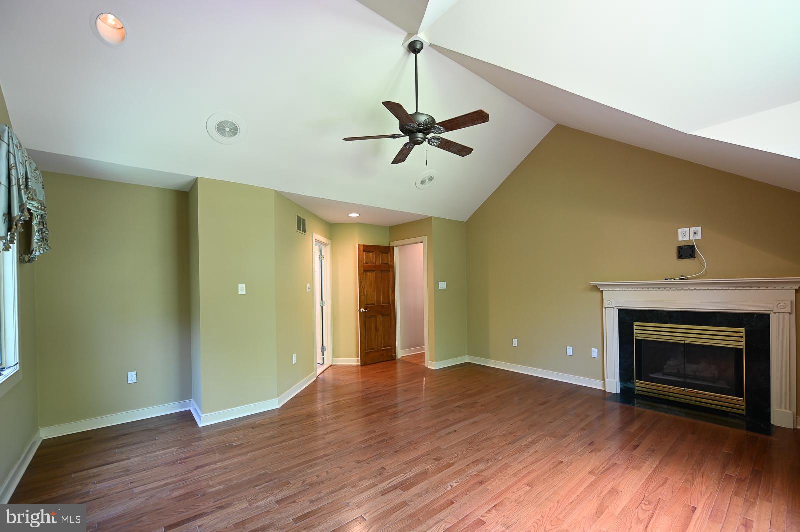 HIGHLANDS AT RADLE - Residential