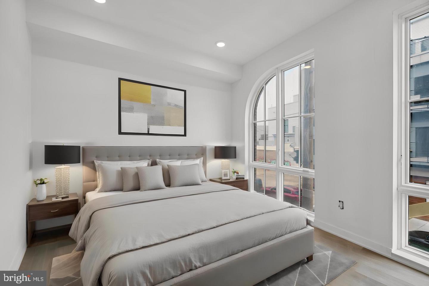 FISHTOWN - Commercial Sale