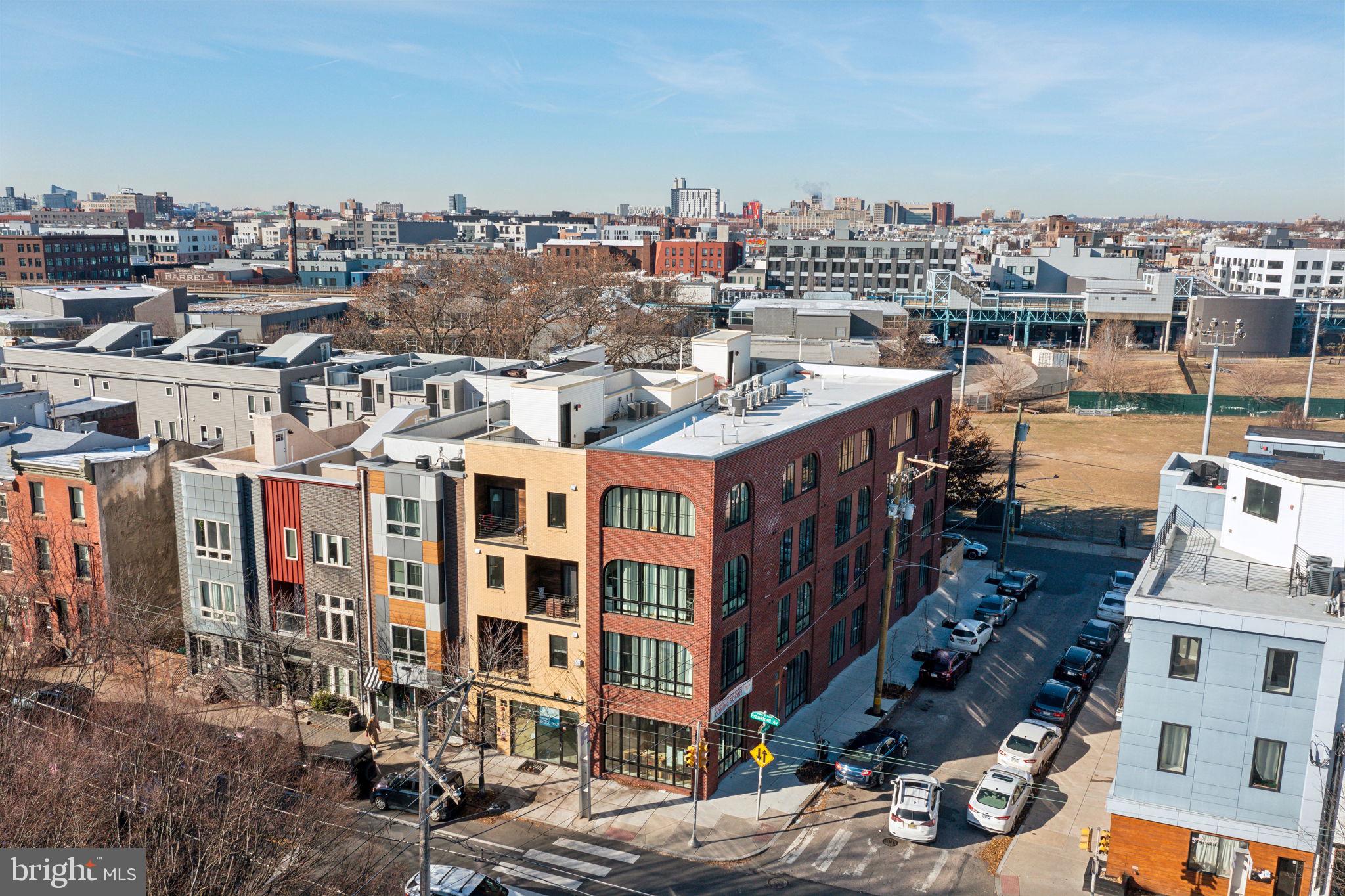 FISHTOWN - Commercial Sale