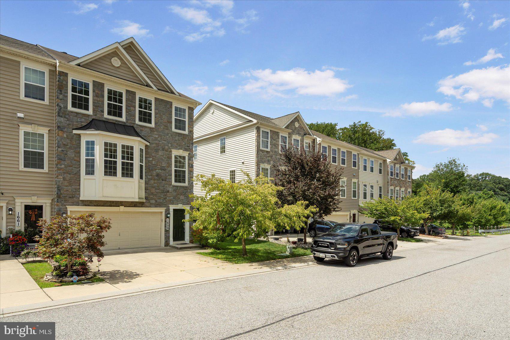 1659 LIVINGSTON DRIVE